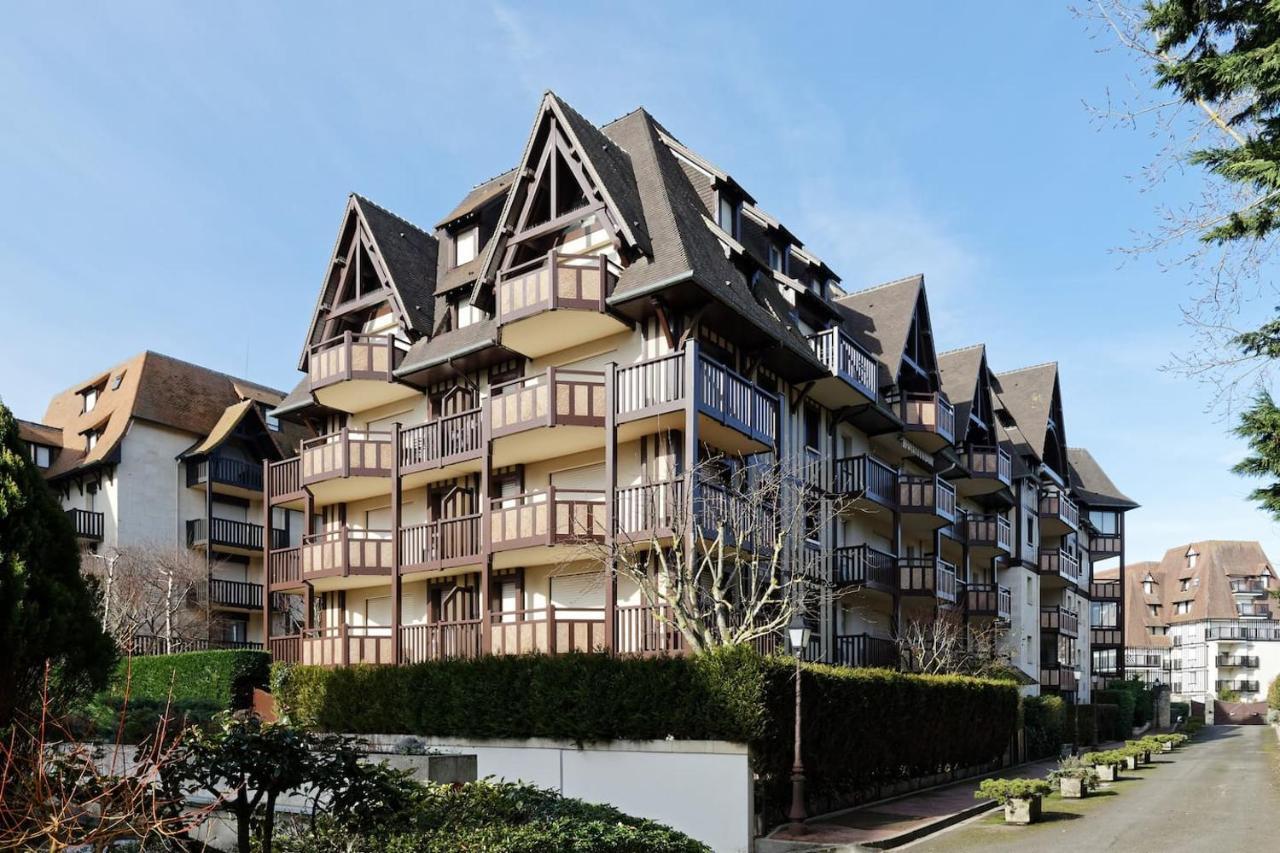 Charmant 3 Pieces Avec Jardin A 5Mn De La Plage Deauville Eksteriør billede